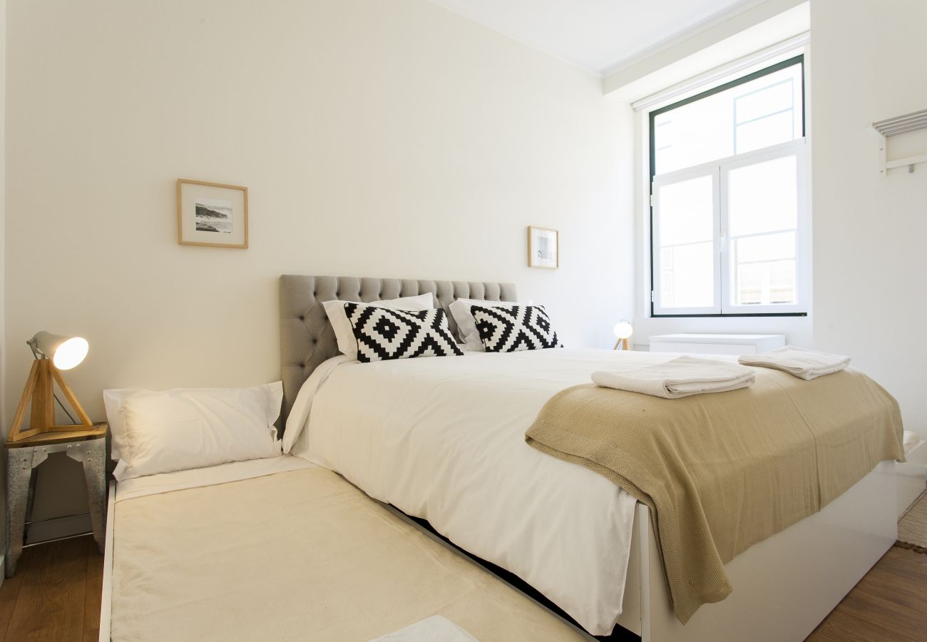 Apartment in Lisbon - Central Downtown 3D up to 17guests by Central Hill
