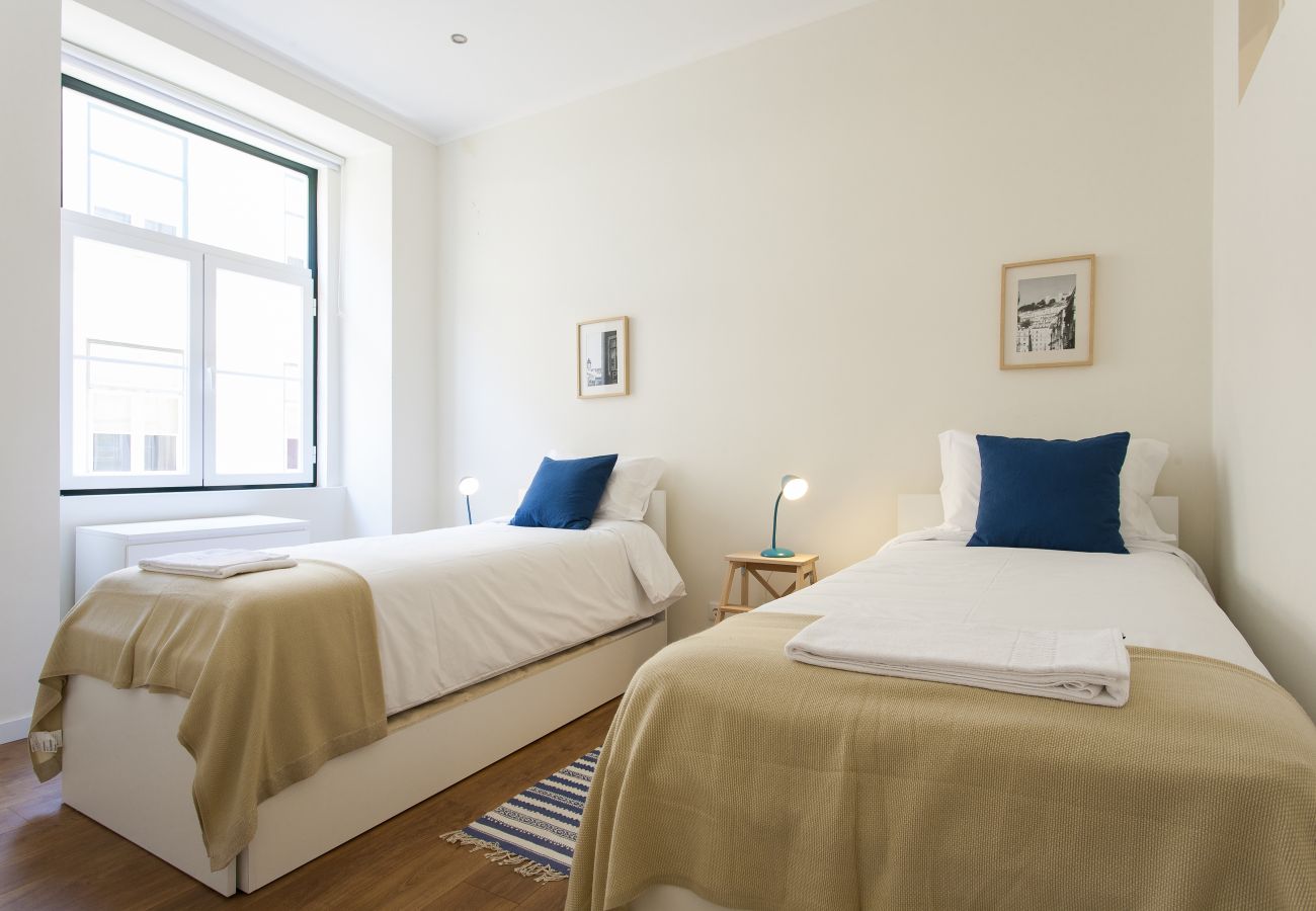 Apartment in Lisbon - Central Downtown 3D up to 17guests by Central Hill