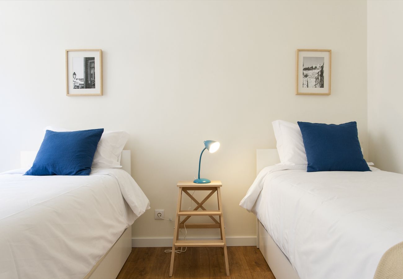 Apartment in Lisbon - Central Downtown 3D up to 17guests by Central Hill