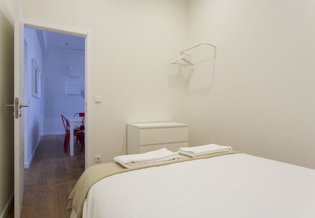 Apartment in Lisbon - Central Downtown 3D up to 17guests by Central Hill