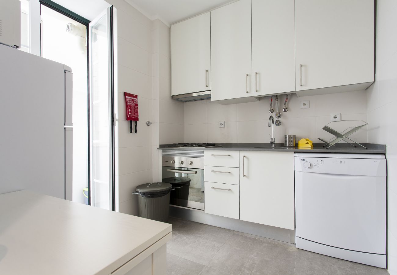 Apartment in Lisbon - Central Downtown 3D up to 17guests by Central Hill