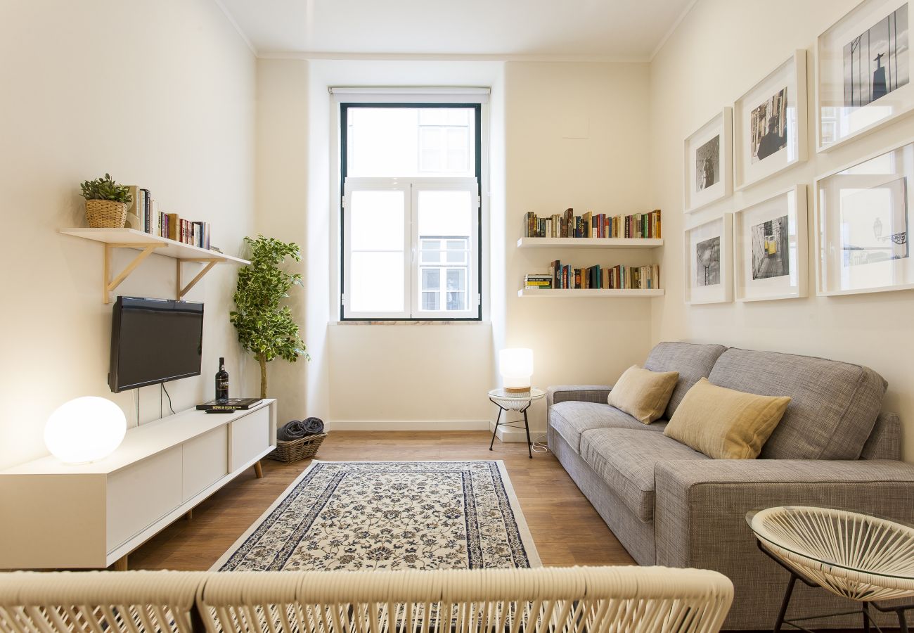 Apartment in Lisbon - Central Downtown 2E up to 13guests by Central Hill