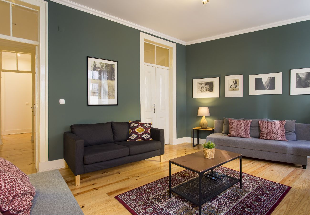 Apartment in Lisbon - Central Apt w/Patio up to 17guests by Central Hill