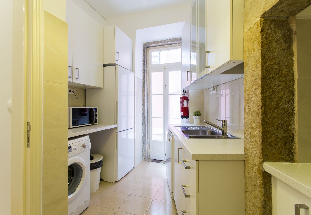 Apartment in Lisbon - Central Apt w/Patio up to 17guests by Central Hill