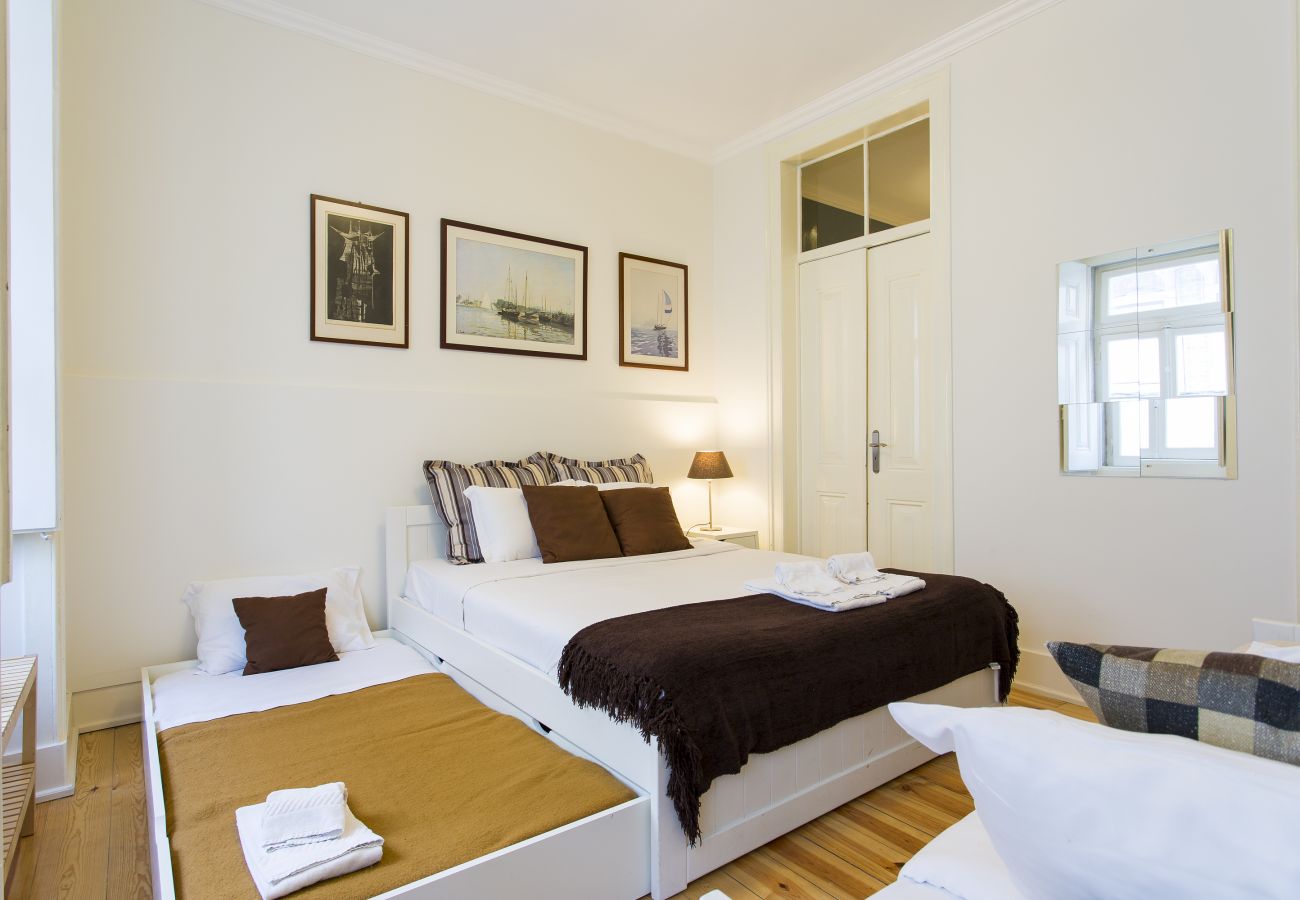 Apartment in Lisbon - Central Apt w/Patio up to 17guests by Central Hill