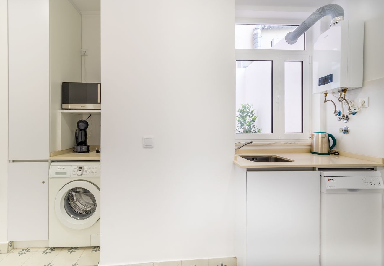 Apartment in Lisbon - Cozy Central Downtown II by Central Hill