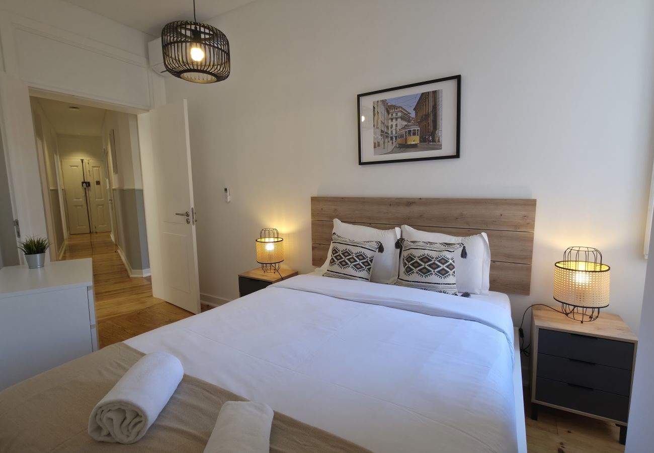 Apartamento en Lisboa ciudad - [NEW] Large Bairro Alto 0D up to 18guests by Central Hill