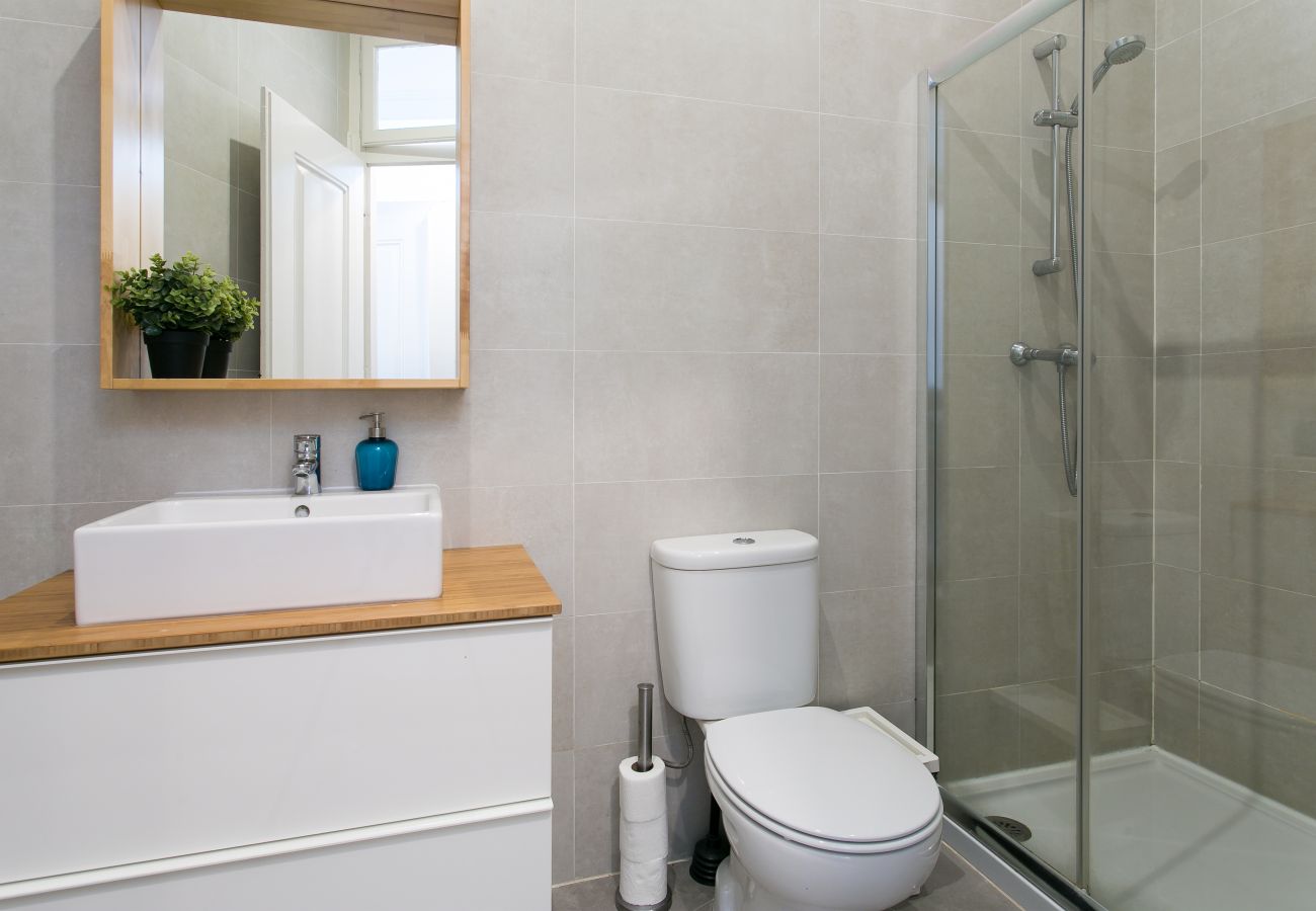 Apartamento en Lisboa ciudad - Bairro Alto View 4E up to 22guests by Central Hill