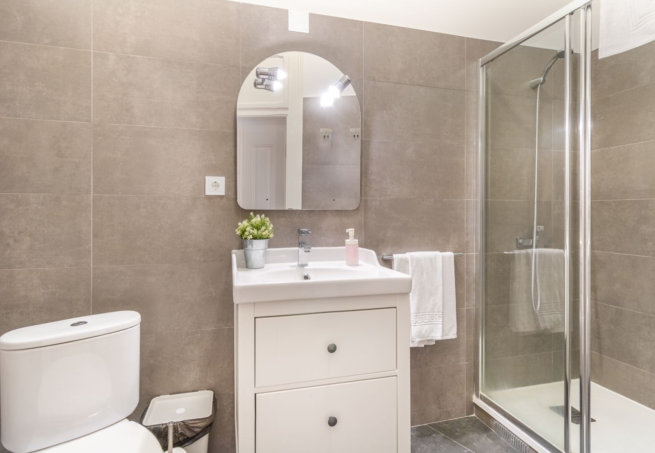 Apartamento en Lisboa ciudad - Bairro Alto View 4E up to 22guests by Central Hill