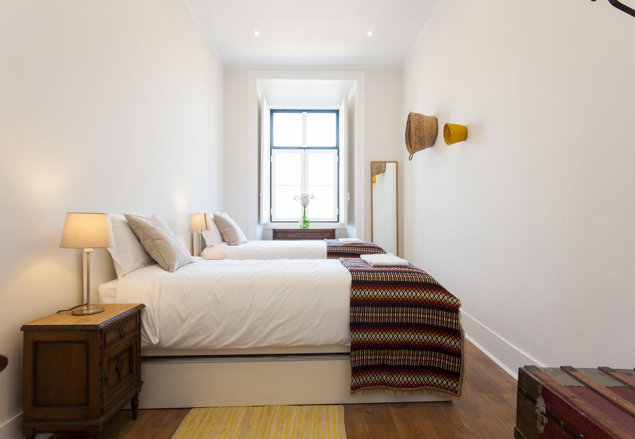 Apartamento en Lisboa ciudad - Big Bairro Alto 2E up to 27 guests by Central Hill