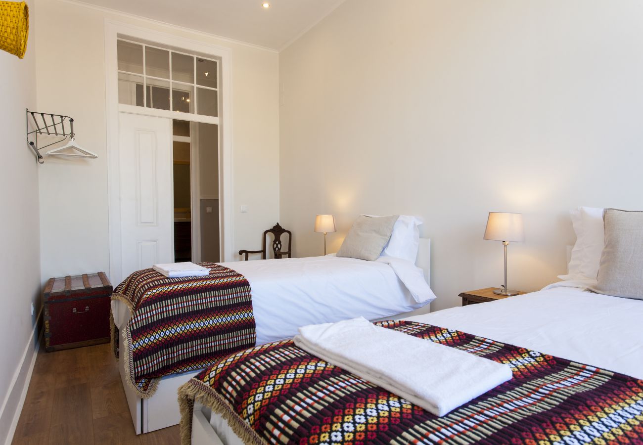 Apartamento en Lisboa ciudad - Big Bairro Alto 2E up to 27 guests by Central Hill