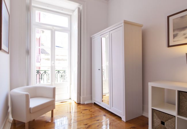 Apartamento en Lisboa ciudad - Bairro Alto w/ View up to 20guests by Central Hill