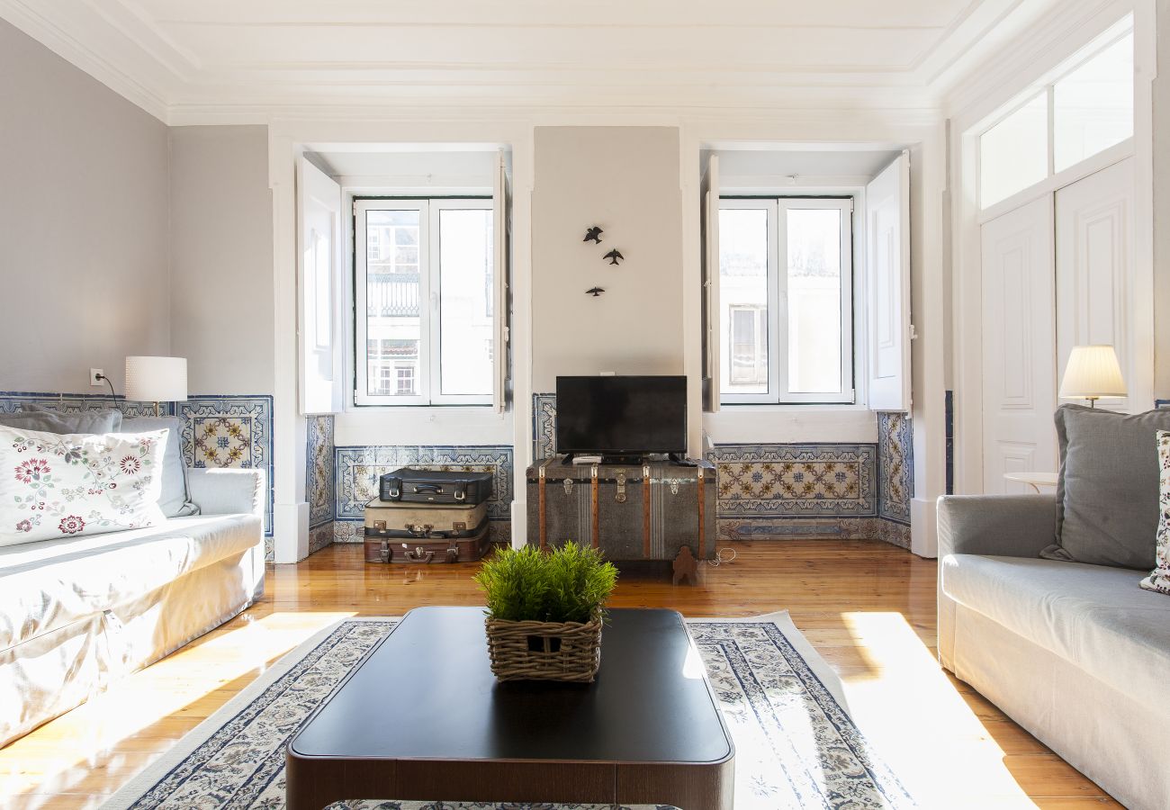 Apartamento en Lisboa ciudad - Big Flat w/Terrace up to 22guests by Central Hill