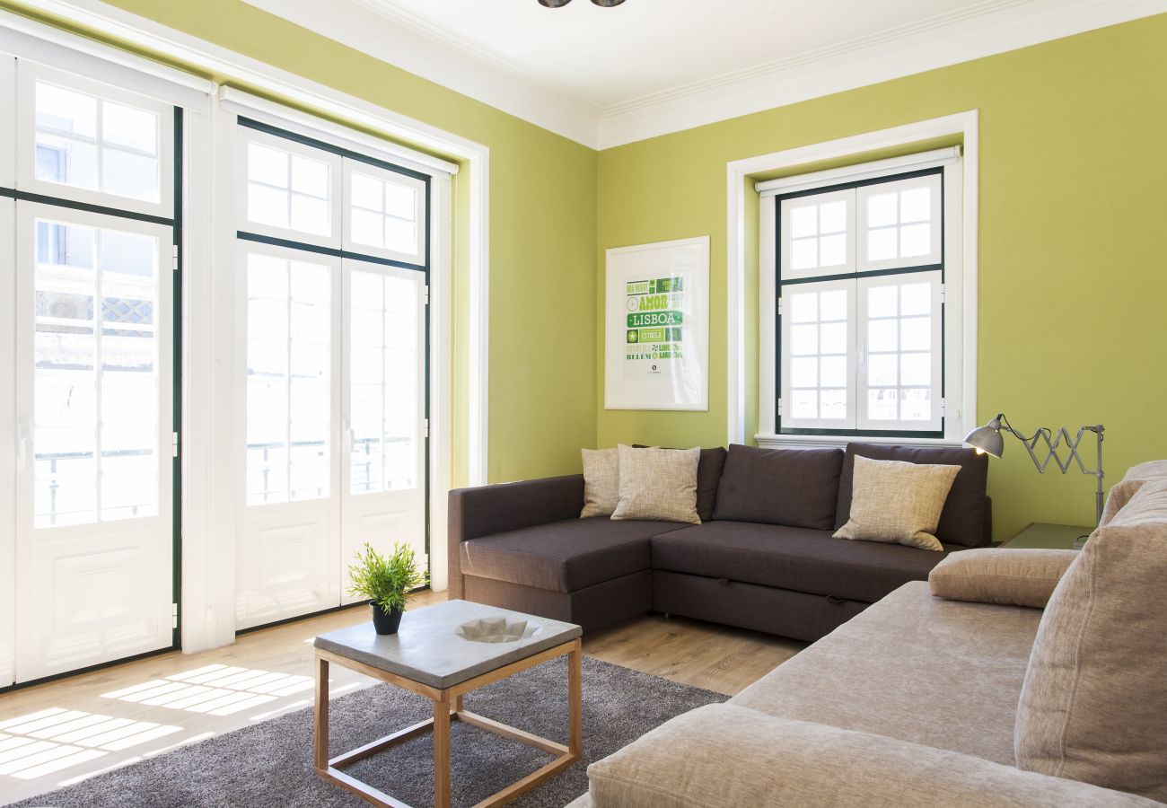 Apartamento en Lisboa ciudad - Sunny Chiado with View, 4 Bedrooms, up to 15 people