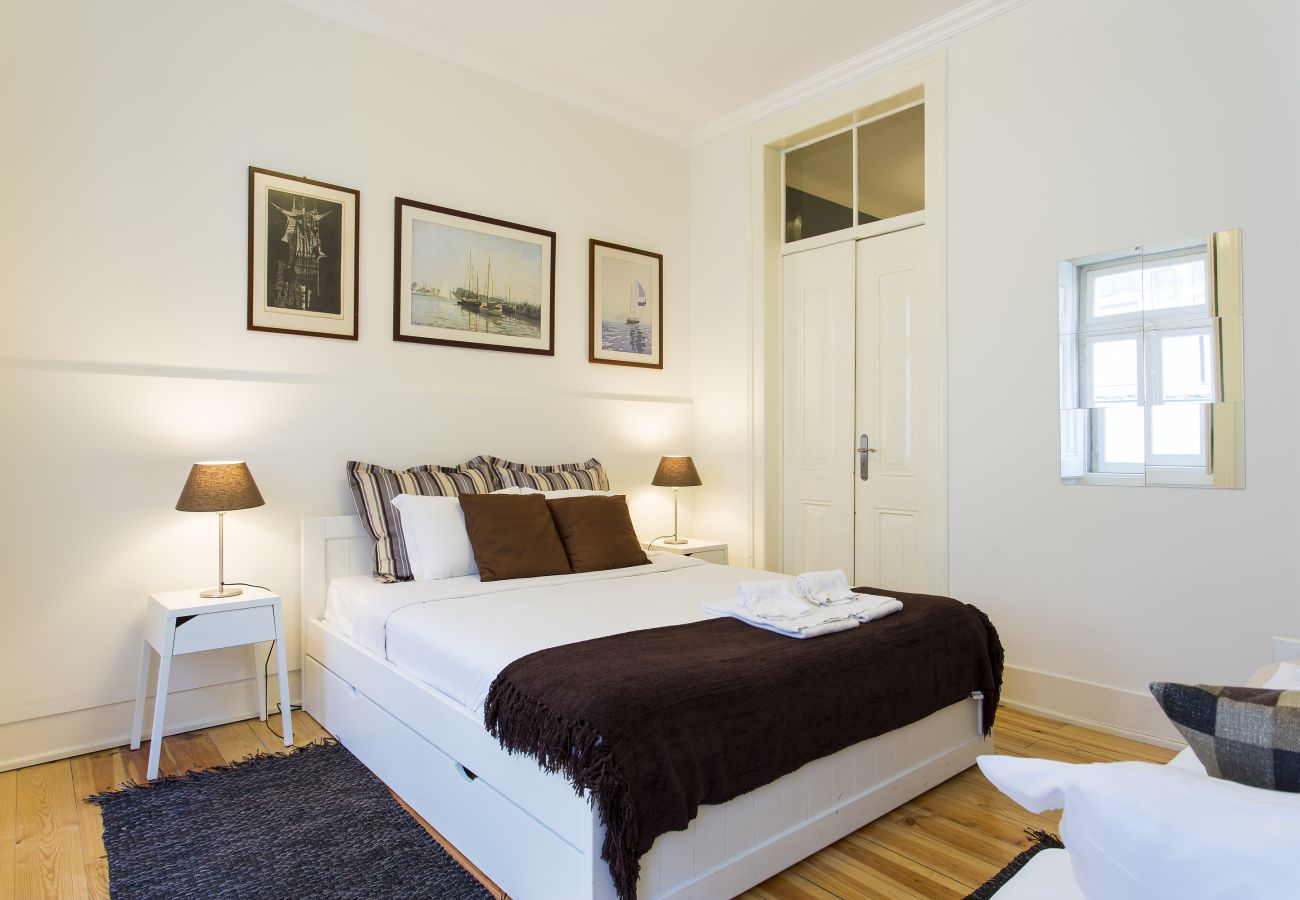 Apartamento en Lisboa ciudad - Central Apt w/Patio up to 17guests by Central Hill