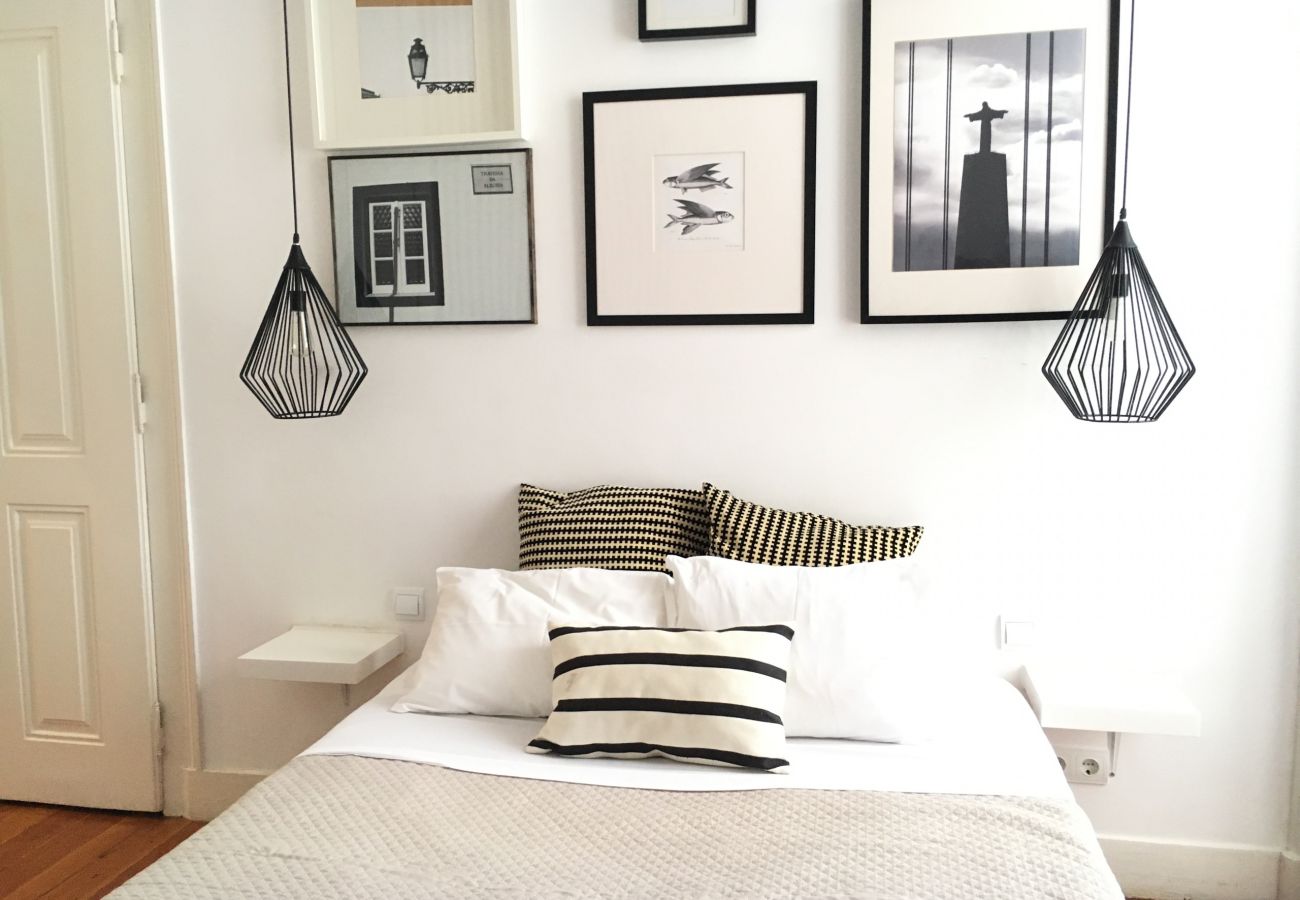 Apartamento en Lisboa ciudad - Bairro Alto View 4E up to 20guests by Central Hill