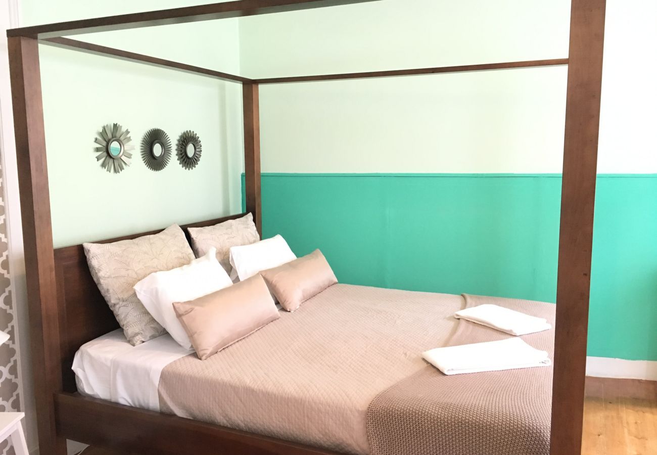 Apartamento en Lisboa ciudad - Bairro Alto View 4E up to 20guests by Central Hill