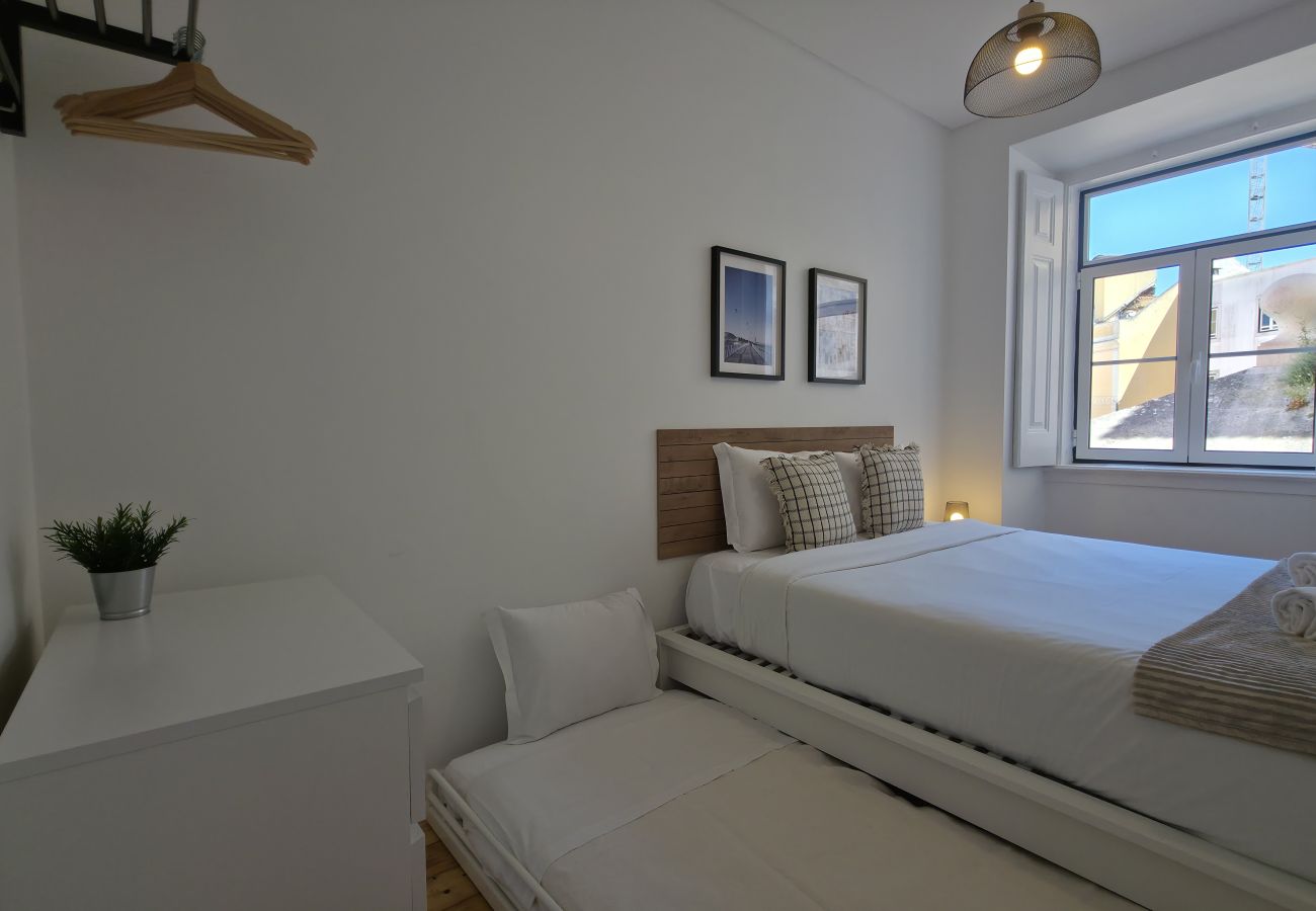 Appartement à Lisbonne - [NEW] Large Bairro Alto 0D up to 18guests by Central Hill