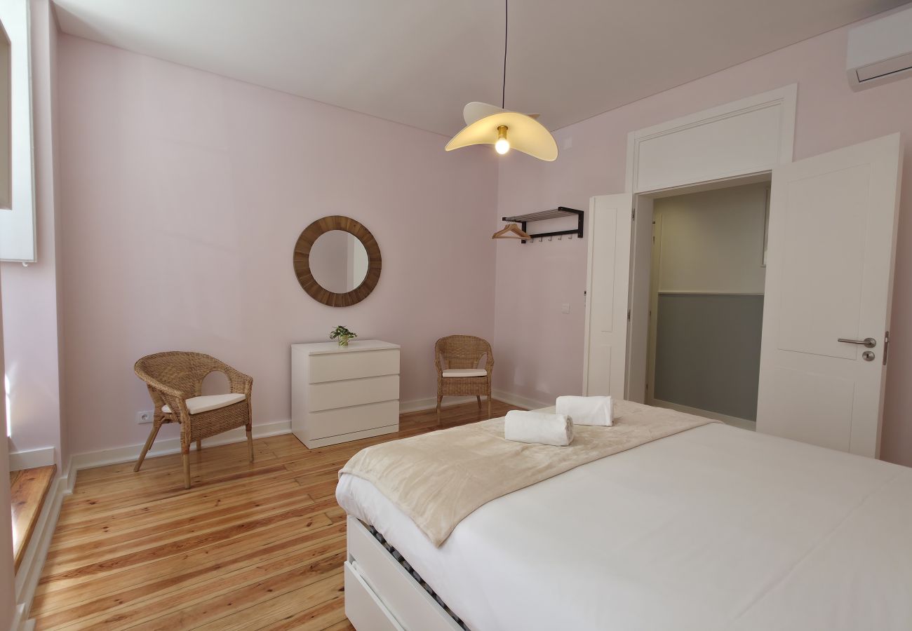 Appartement à Lisbonne - [NEW] Large Bairro Alto 0D up to 18guests by Central Hill