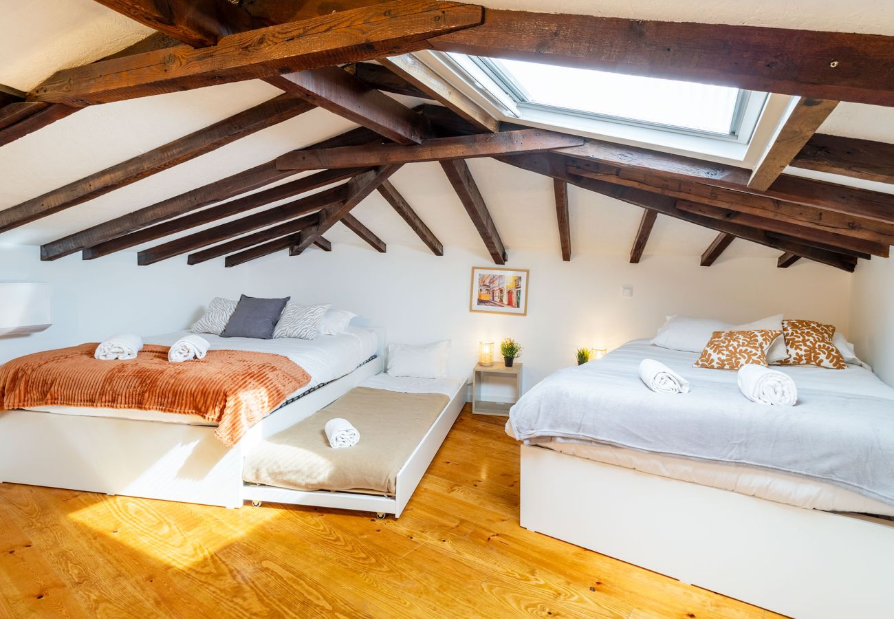 Appartement à Lisbonne - [NEW] Bairro Alto View 4E up to 25guests by Central Hill