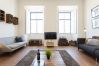Appartement à Lisbon - Big Bairro Alto 2D up to 25 guests by Central Hill