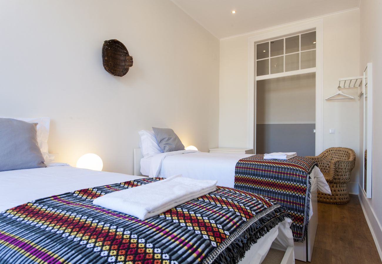 Appartement à Lisbonne - Big Bairro Alto 2E up to 27 guests by Central Hill