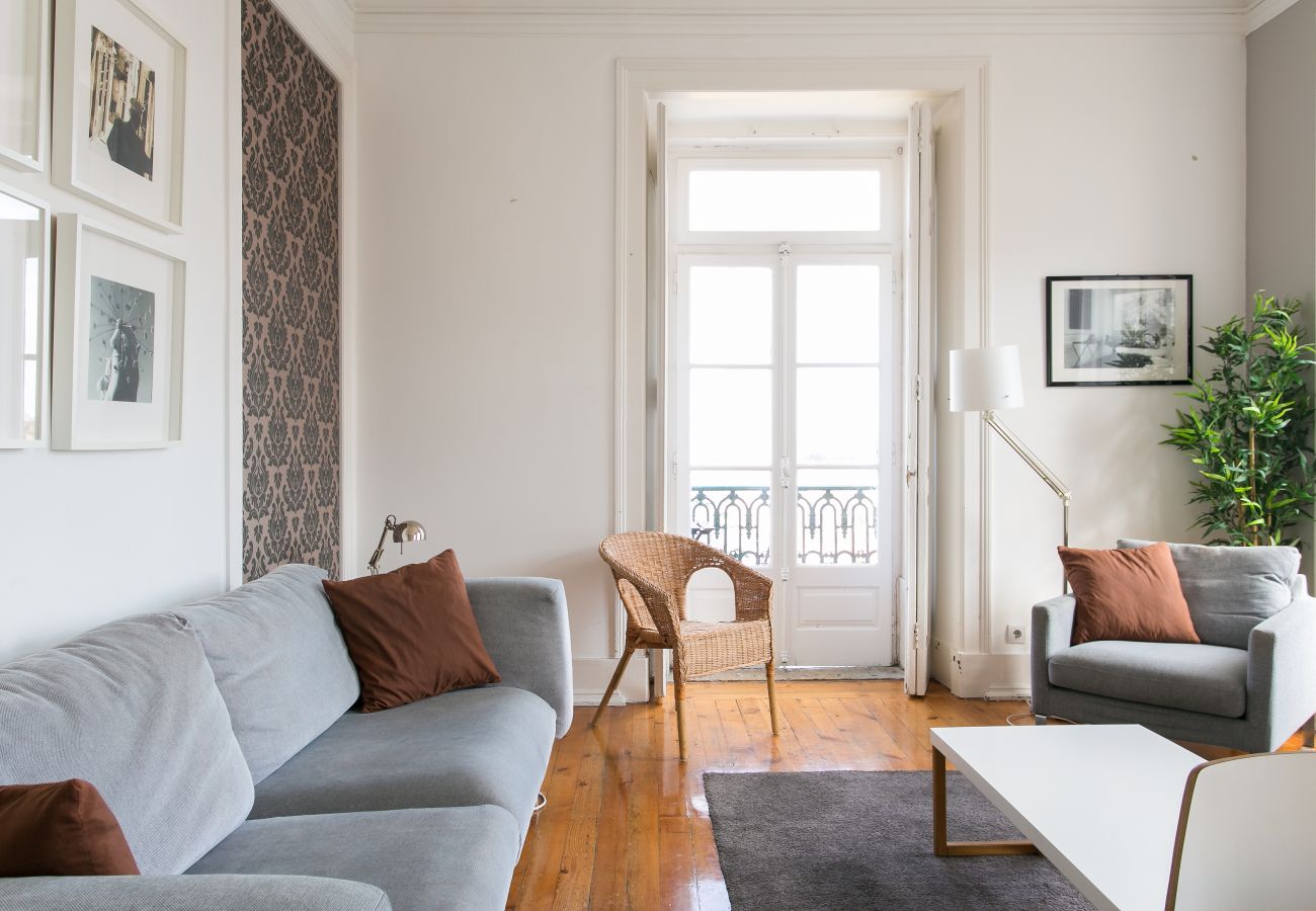 Appartement à Lisbonne - Bairro Alto w/ View up to 20guests by Central Hill