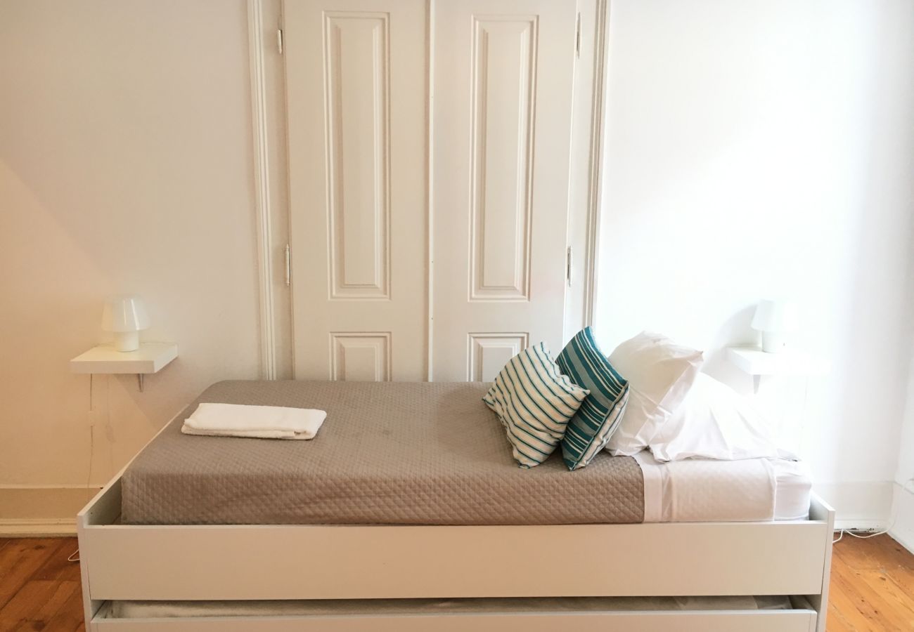 Appartement à Lisbonne - Bairro Alto View 4E up to 20guests by Central Hill