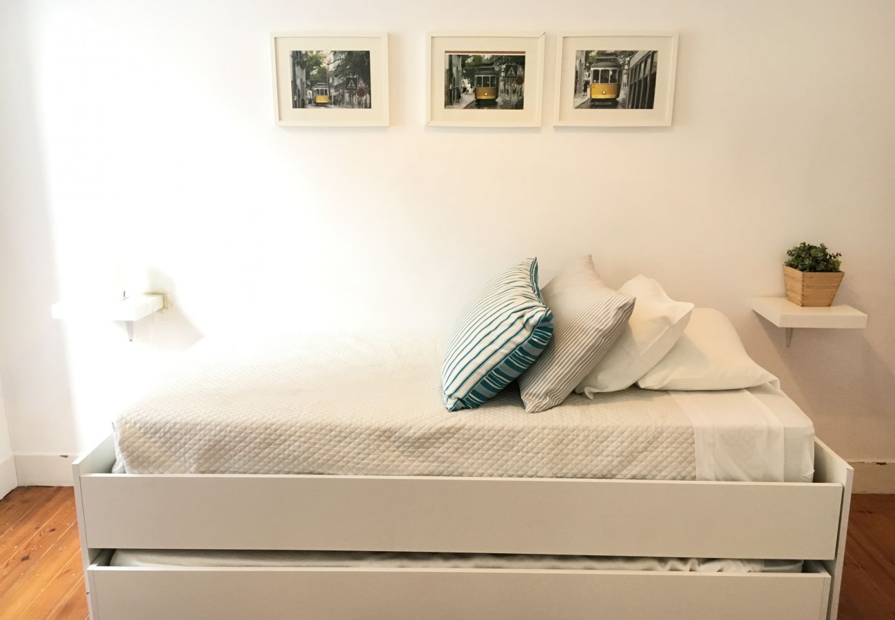 Appartement à Lisbonne - Bairro Alto View 4E up to 20guests by Central Hill