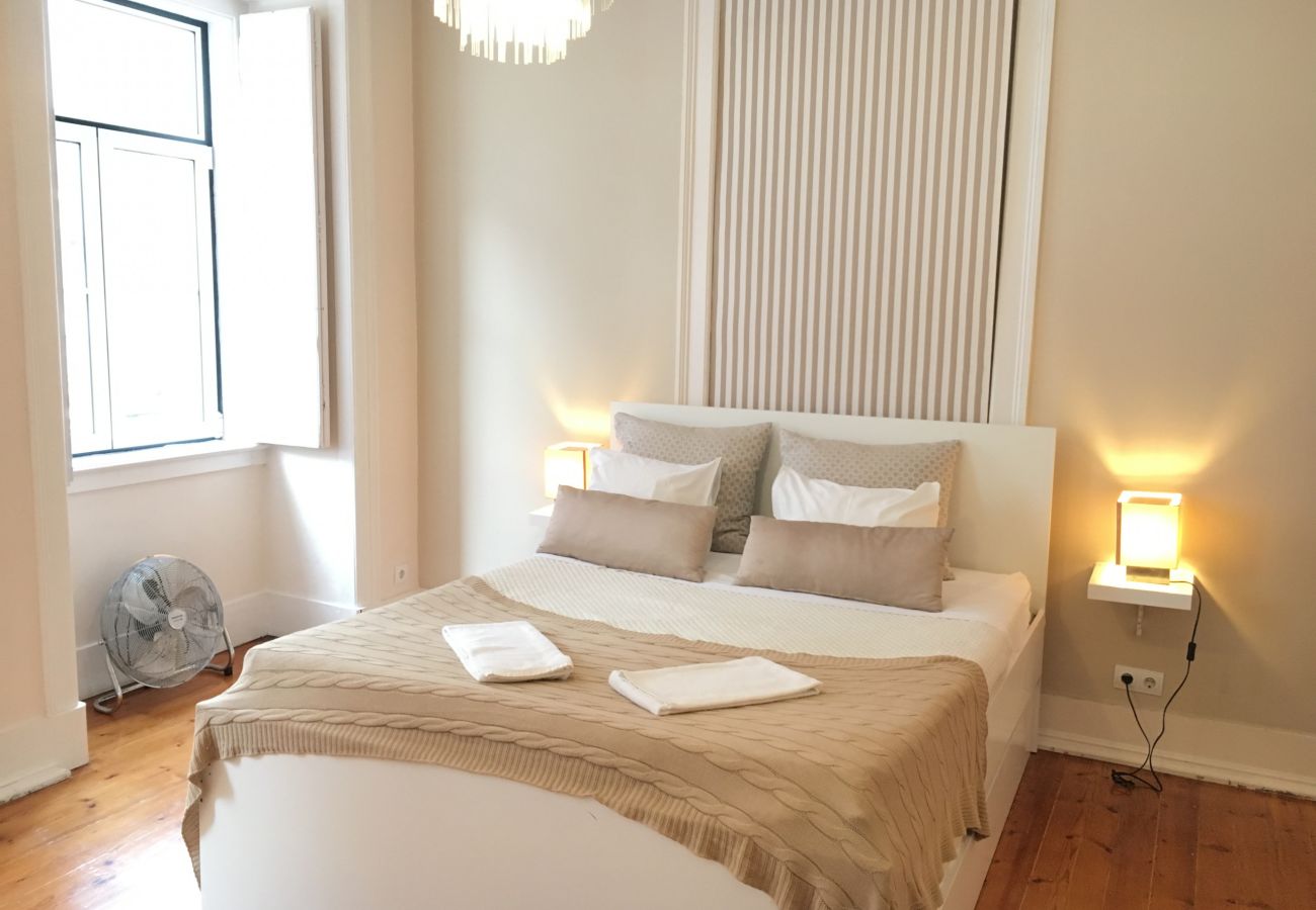 Appartement à Lisbonne - Bairro Alto View 4E up to 20guests by Central Hill